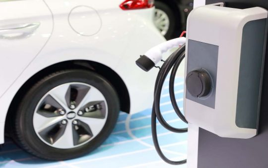 Problemi con le auto elettriche - fonte depositphotos.com - giornalemotori.it