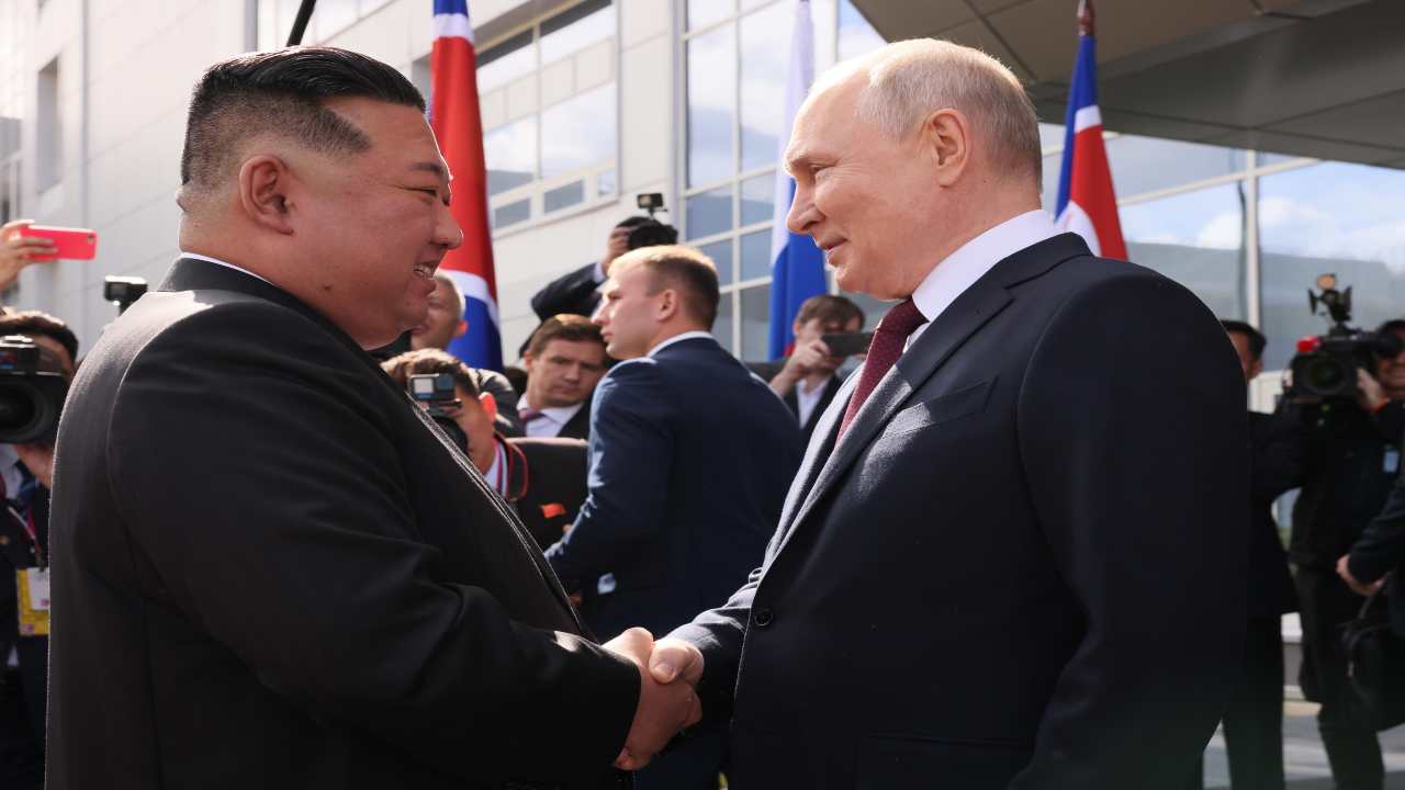 L'incontro tra Kim Jong Un e Vladimir Putin - fonte Ansa Foto - giornalemotori.it