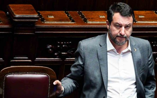 Matteo Salvini parla degli incentivi sulle auto elettriche - fonte Ansa Foto - giornalemotori.it