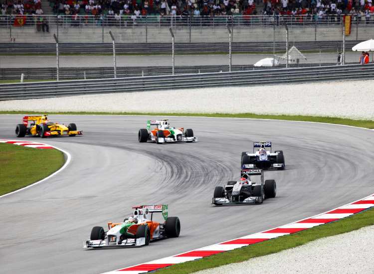 Auto di Formula 1 in pista - fonte stock.adobe - giornalemotori.it