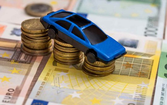 Bollo auto, quanto pagherai da ora in poi - fonte depositphotos.com - giornalemotori.it