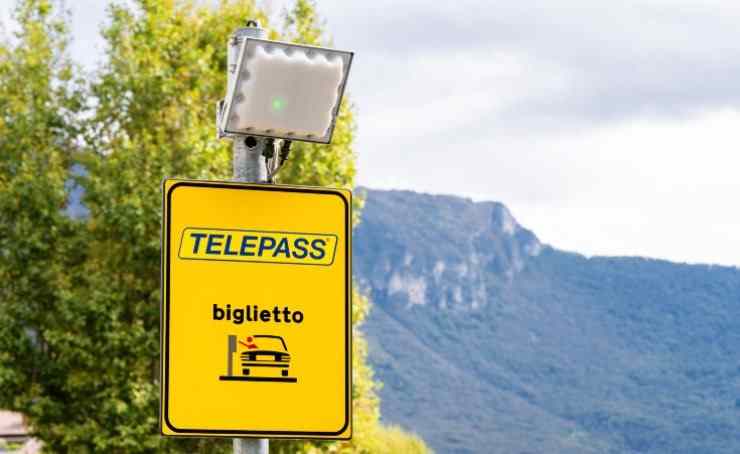 Cartello Telepass