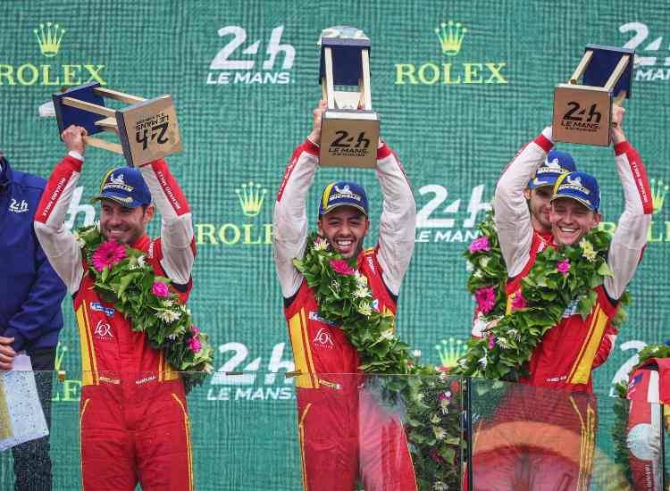 Ferrari festeggia la vittoria della 24 ore di Le Mans - fonte Ansa Foto - giornalemotori.it