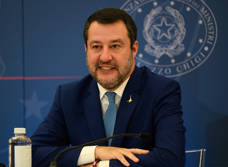 Il ministro dei trasporti Matteo Salvini - fonte depositphotos.com - giornalemotori.it