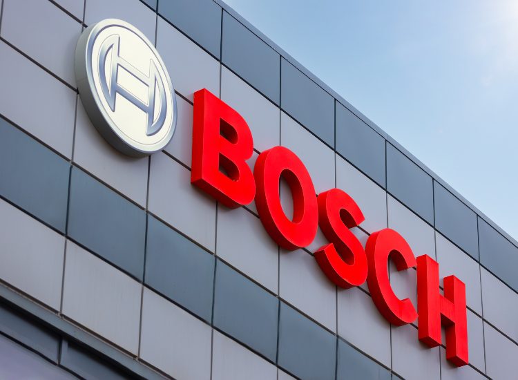 L'insegna di Bosch Engeneering - fonte stock.adobe - giornalemotori.it