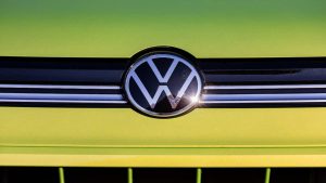 Volkswagen, arriva la nuova T-Roc 2025 - fonte stock.adobe - giornalemotori.it