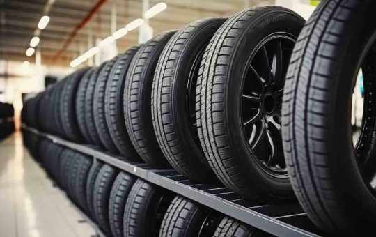 Gomme auto, che cosa indicano le scritte - fonte stock.adobe - giornalemotori.it