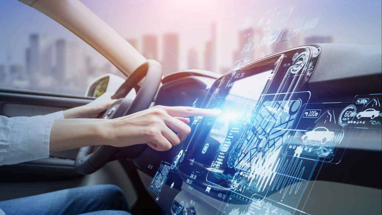 Pilota automatico, le prospettive per il futuro - fonte iStock - giornalemotori.it