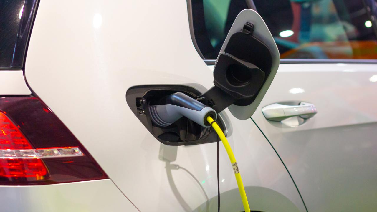 Auto elettriche, il dominio di Cina e Norvegia - fonte depositphotos.com - giornalemotori.it