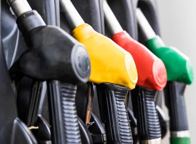 Come ottenere il bonus benzina - fonte depositphotos.com - giornalemotori.it