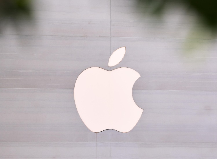 Il logo di Apple - fonte Ansa Foto - giornalemotori.it