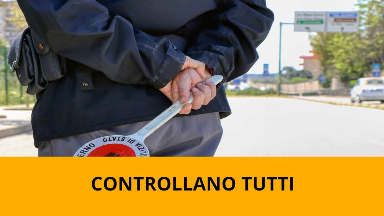 Posto di blocco, controllano tutti - fonte depositphotos.com - giornalemotori.it