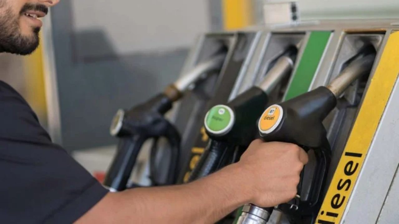 Addio a benzina e a diesel - fonte depositphotos.com - giornalemotori.it