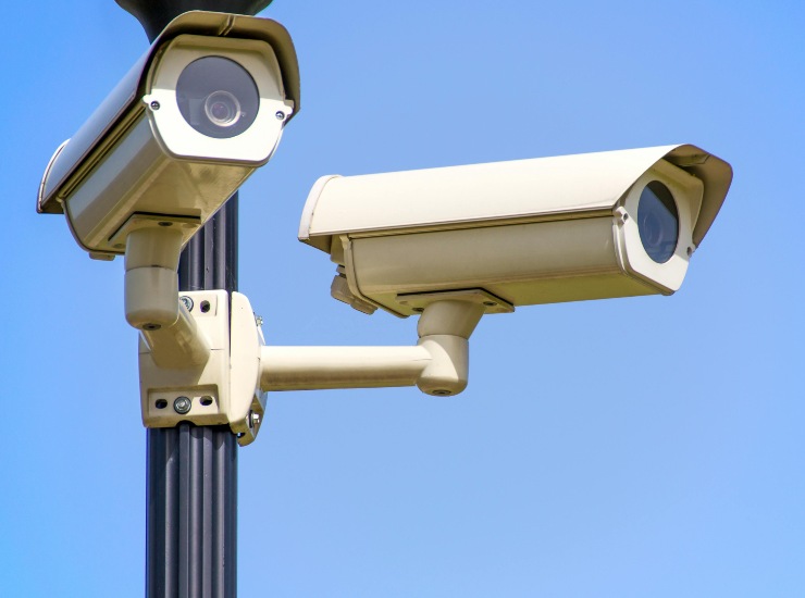 Telecamere, semafori e privacy - fonte Pexels - giornalemotori.it